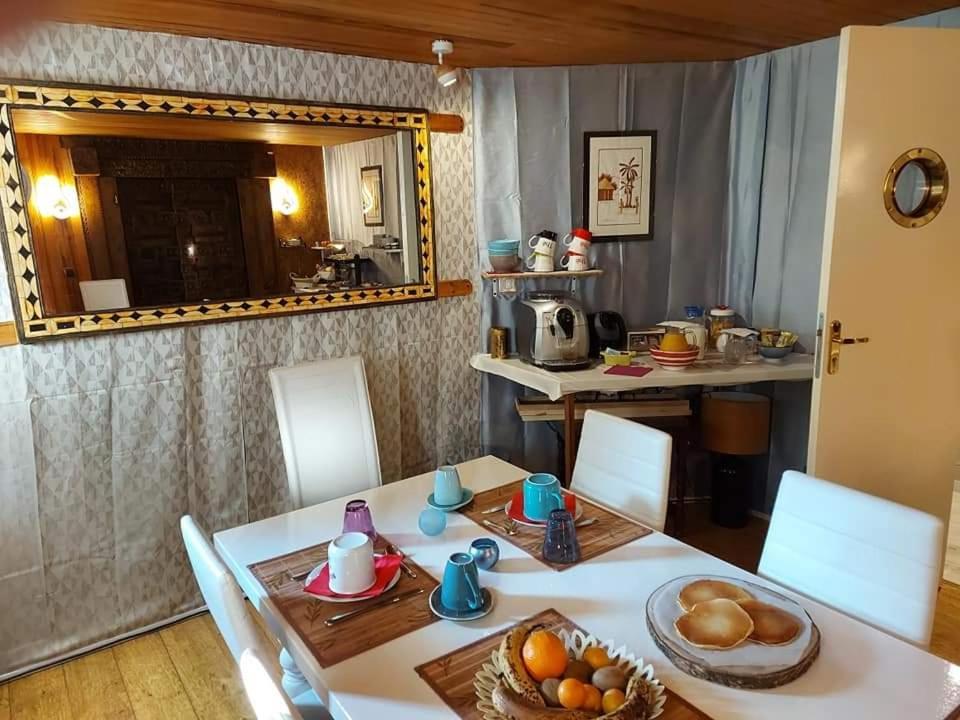 Peniche Ino Lefkothea II Chambre D'Hotes 돌 외부 사진