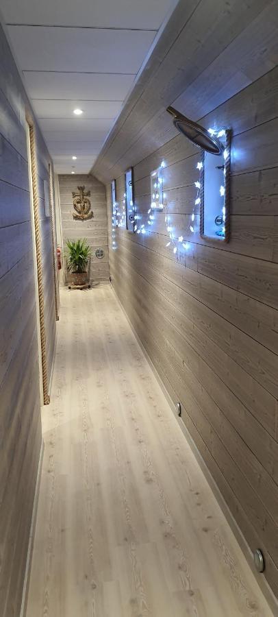 Peniche Ino Lefkothea II Chambre D'Hotes 돌 외부 사진